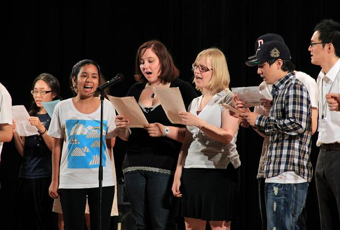 More students share what they have learned from the Japanese culture by singing Japanese songs.