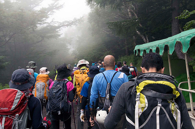 KCP students going up Mt. Fuji.